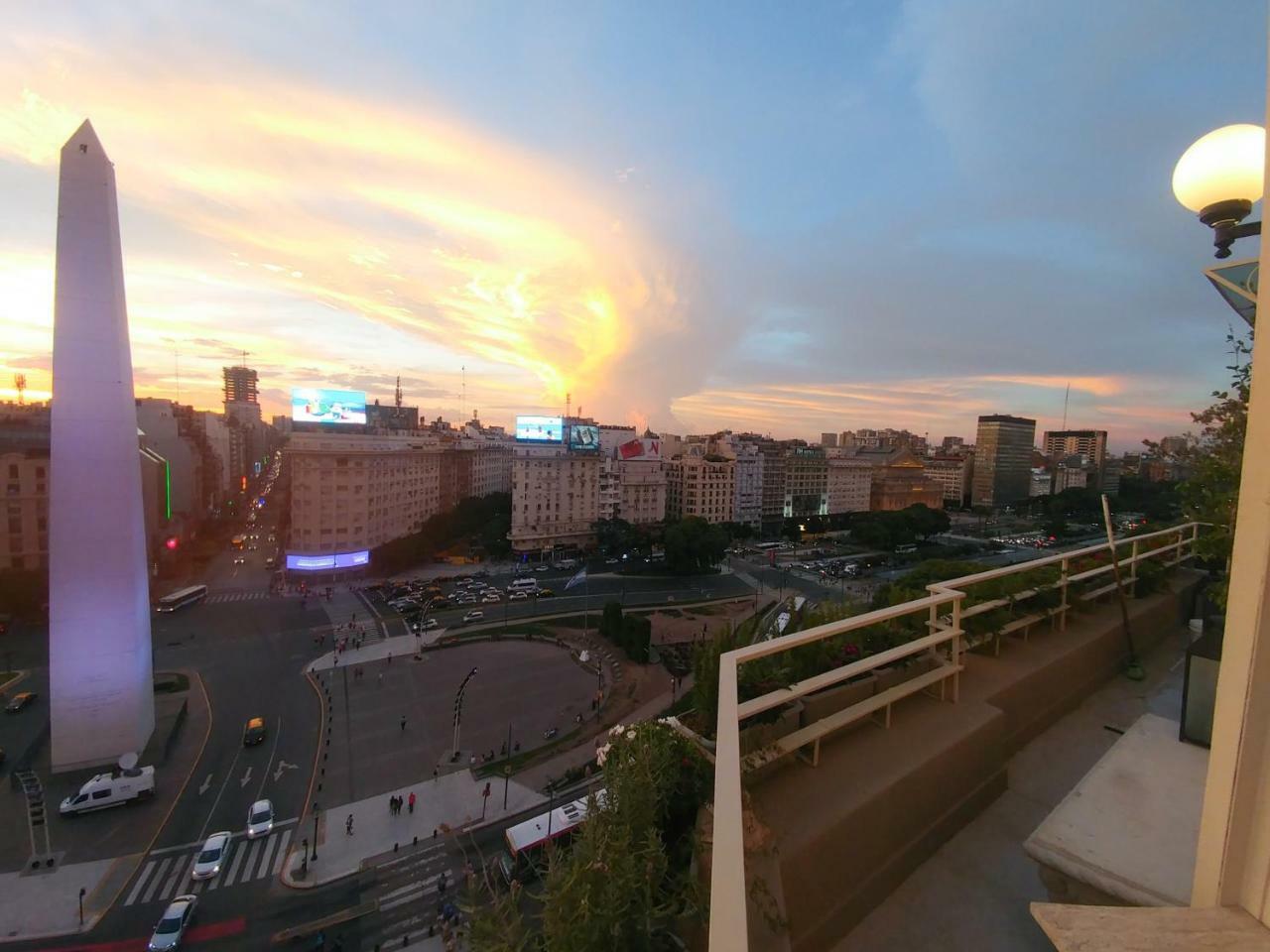 Penthouse Frente Al Obelisco Con Terraza Apartment Buenos Aires Ngoại thất bức ảnh